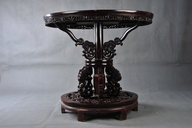 清大理石嵌面紫檀雕花圆桌