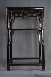 清方木雕花茶几